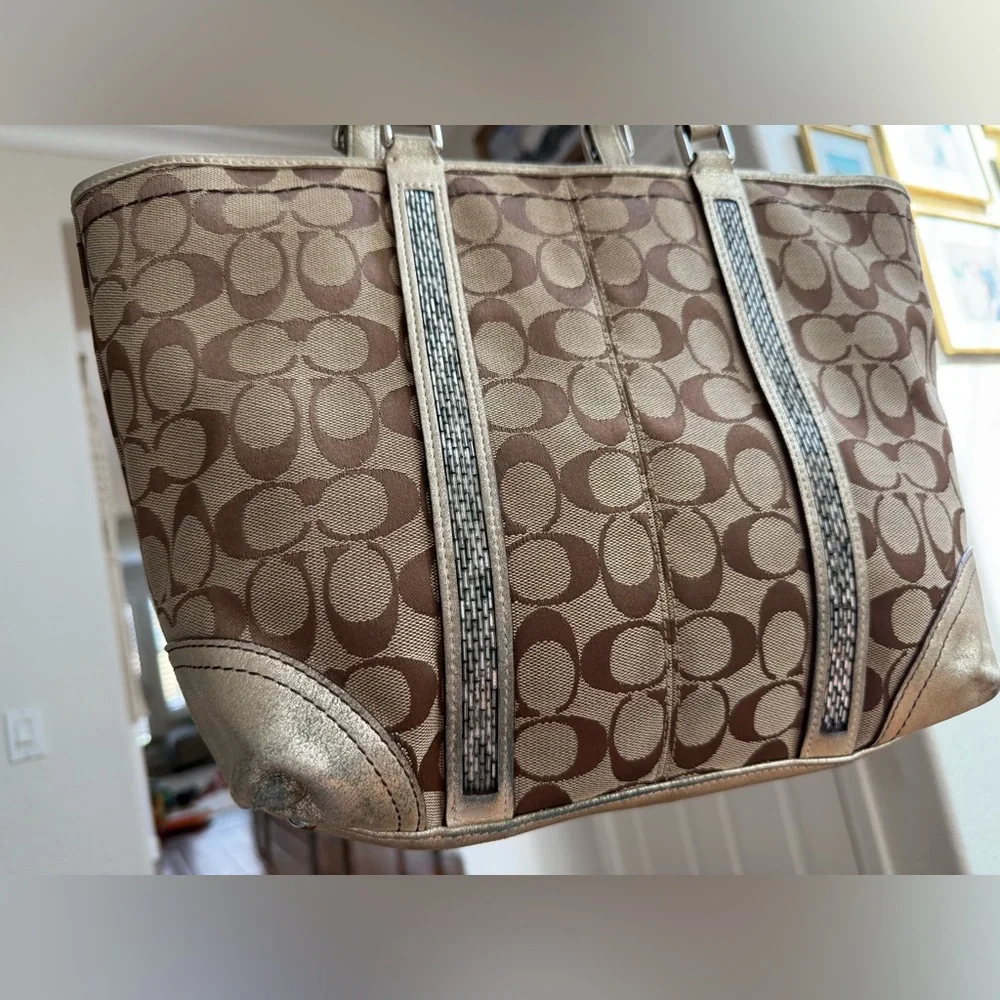 Coach Signature Large Jacquard Beige Tote Bag - Picture 13 of 13